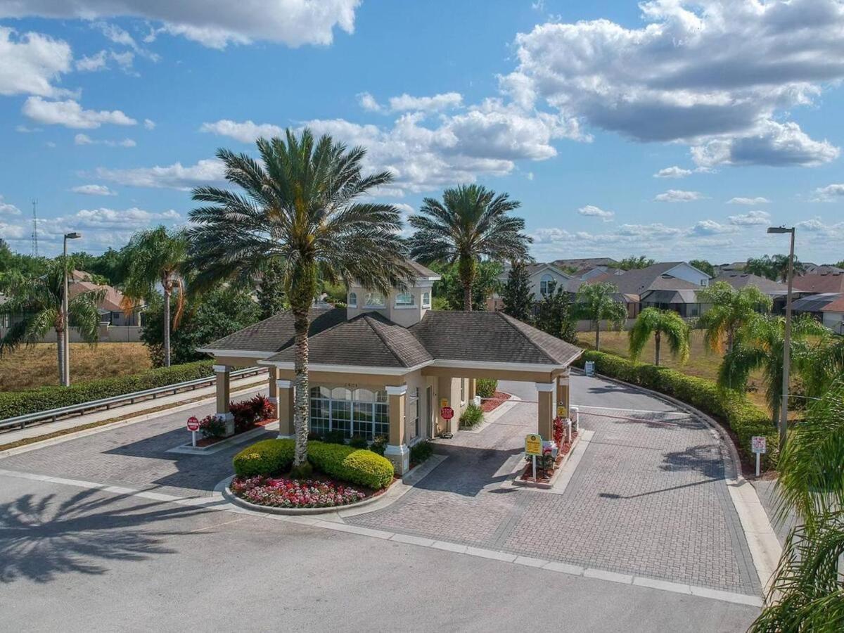 Resort-Style Condo Near Disney World Kissimmee Bagian luar foto